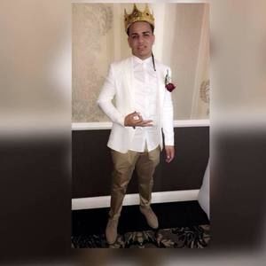 Meet your Posher, Erick